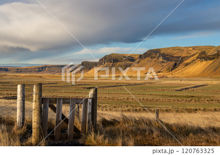 Mountain in a beautiful weather in the autumn, Iceland 120763325