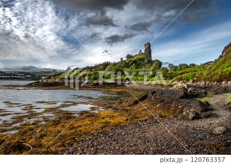 Ruin Of Castle Moil And Loch Alsh At The Village Kyleakin On The Atlantic Coast Of The Isle Of Skye In Scotland, UK Ruin Of Castle Moil And Loch Alsh At The Village Kyleakin On The Atlantic Coast Of The Isle Of Skye In Scotland, UK 120763357