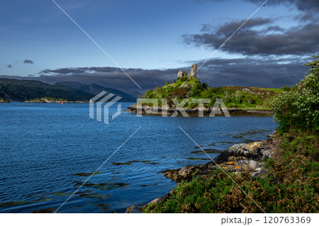 Ruin Of Castle Moil And Loch Alsh At The Village Kyleakin On The Atlantic Coast Of The Isle Of Skye In Scotland, UK 120763369