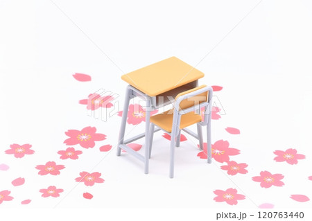 入学のイメージ(机と椅子) 入学のイメージ(机と椅子) 120763440