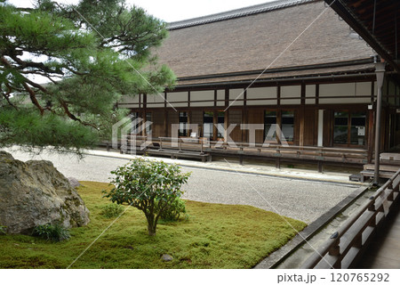 南禅寺　大方丈庭園「虎の児渡し」 120765292