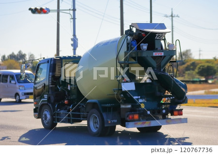 アジテータトラック（コンクリートミキサー車） 120767736
