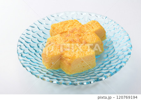 卵焼き　だし巻き卵 120769194