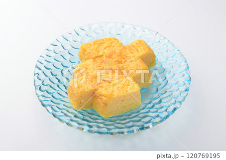 卵焼き　だし巻き卵 120769195