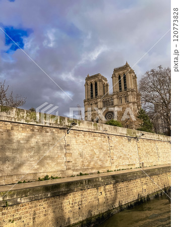 Notre Dame de Paris, France. Famous Notre Dame de Paris is a Roman Catholic church in Paris, France. 120773828