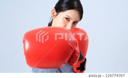 女性ボクサーのイメージ 120774767
