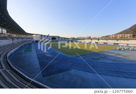 高松市屋島競技場（屋島レクザムフィールド） 120775060