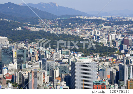 View of Seoul from Namsan Mountain 120776133