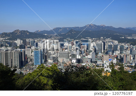 View of Seoul from Namsan Mountain 120776197