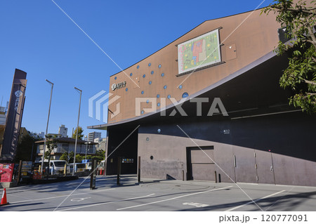 東京都杉並区　座・高円寺 120777091