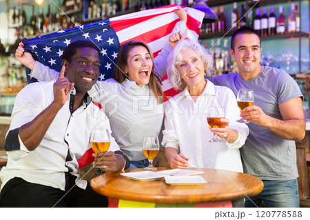 American sports fans celebrate the victory American sports fans celebrate the victory 120778588