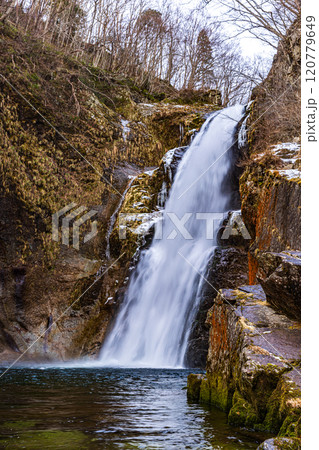 宮城県 冬の秋保大滝 宮城県 冬の秋保大滝 120779649