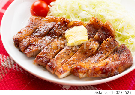 豚の照り焼きステーキ(ポークジンジャーステーキ) 豚の照り焼きステーキ(ポークジンジャーステーキ) 120781523