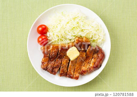 豚の照り焼きステーキ(ポークジンジャーステーキ) 豚の照り焼きステーキ(ポークジンジャーステーキ) 120781588