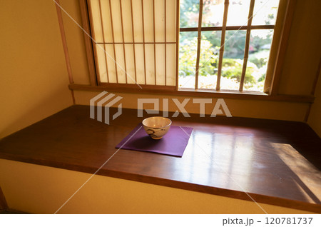 東京都庭園美術館庭園の茶室 東京都庭園美術館庭園の茶室 120781737