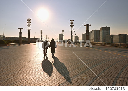 黄昏の有明　夢の大橋 120783018
