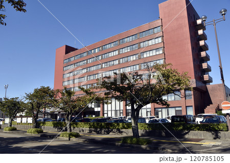 高岡市役所(富山県高岡市) 高岡市役所(富山県高岡市) 120785105