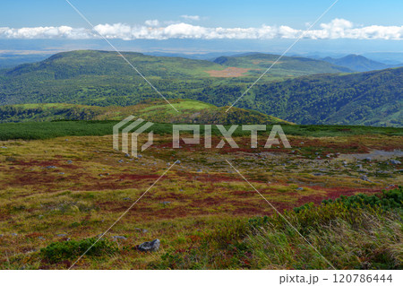 秋の暑寒別岳登山　北海道の絶景 日本二百名山 120786444