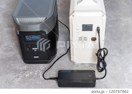 ポータブル電源電力移動　2台　送電　充電　給電　電力供給 120787862