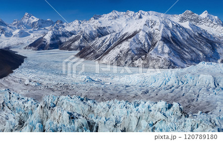 Glacial landscape near Juneau in Alaska 120789180