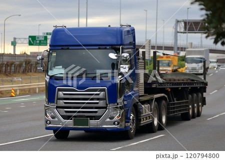 トレーラートラック トレーラートラック 120794800