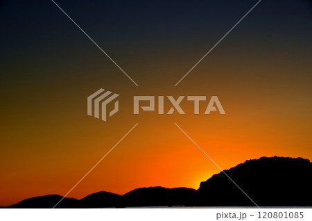 暮色蒼然 新舞子浜の夕景 暮色蒼然 新舞子浜の夕景 120801085