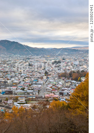 Cityscape of Fujiyoshida town in winter 120802441