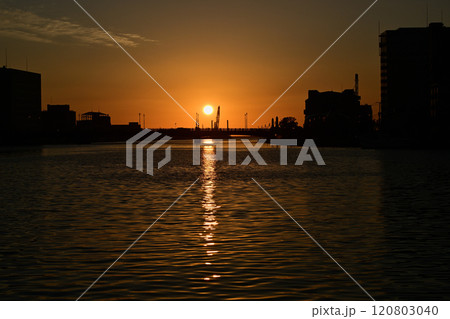 幣舞橋と夕日 幣舞橋と夕日 120803040