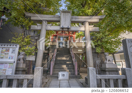 誕生八幡神社 120806652