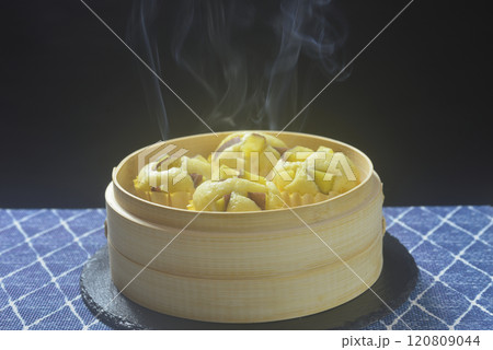 さつま芋の蒸しパンを蒸籠で作る 120809044