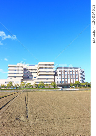 三重県松阪市、松阪中央総合病院の風景 120814615