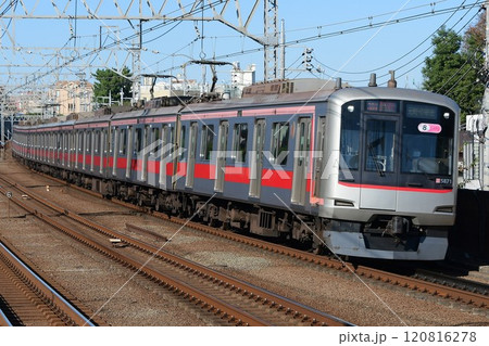 東急5050系　5171F　東横線　多摩川駅 120816278
