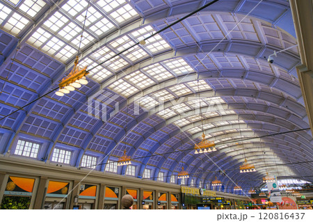 スウェーデン ストックホルム中央駅の待合ホール スウェーデン ストックホルム中央駅の待合ホール 120816437
