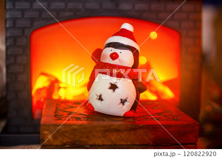 Beautiful festive decorations on the Christmas tree. New Year 2025 Beautiful festive decorations on the Christmas tree. New Year 2025 120822920