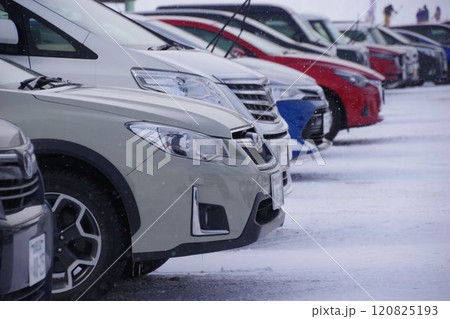駐車場　スキー場の駐車場 120825193