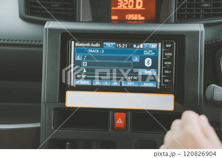 Bluetooth対応カーオーディオ 120826904