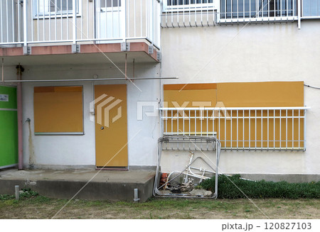 公共住宅　団地　撤去予定　 120827103