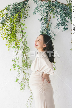 妊婦　マタニティフォトイメージ 120827146