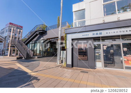 駅前風景　三島駅 120828052