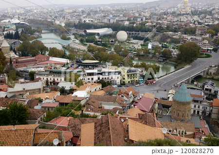 ジョージアトビリシ、平和橋街並み街中グルジア ジョージアトビリシ、平和橋街並み街中グルジア 120828270