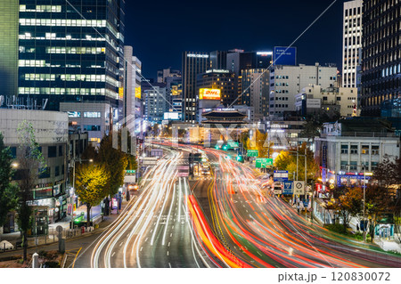 ソウル　南大門と世宗大路　夜景 120830072