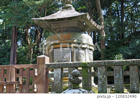 久能山東照宮 徳川家康の神廟【静岡県静岡市】 久能山東照宮 徳川家康の神廟【静岡県静岡市】 120832490