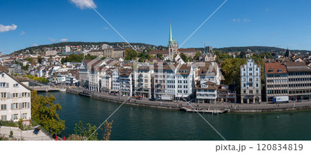 チューリッヒ湖畔に広がるチューリッヒの街の風景 チューリッヒ スイス チューリッヒ湖畔に広がるチューリッヒの街の風景 チューリッヒ スイス 120834819