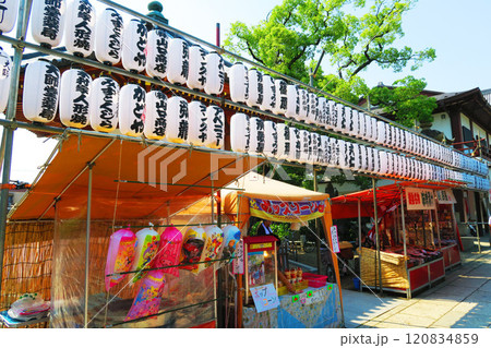 浦安三社例大祭の提灯の風景(2024年撮影) 浦安三社例大祭の提灯の風景(2024年撮影) 120834859
