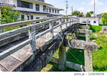 旧天川橋 御着城跡公園(兵庫県姫路市) 旧天川橋 御着城跡公園(兵庫県姫路市) 120836036