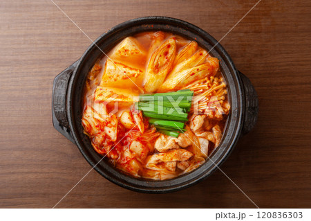 キムチ鍋 120836303