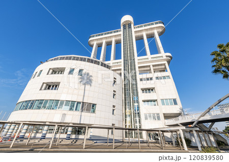 愛知県名古屋市 名古屋港を一望できる名古屋港ポートビル 愛知県名古屋市 名古屋港を一望できる名古屋港ポートビル 120839580