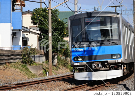 東武アーバンパークラインの電車 東武アーバンパークラインの電車 120839902