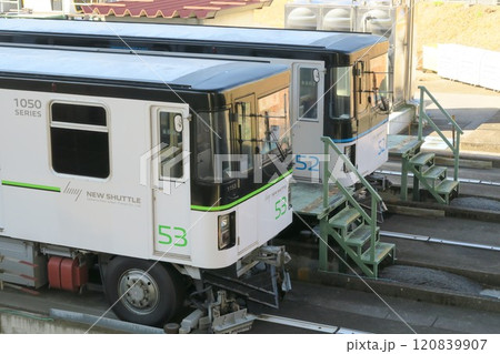 埼玉新都市交通ニューシャトル丸山車庫の風景 埼玉新都市交通ニューシャトル丸山車庫の風景 120839907