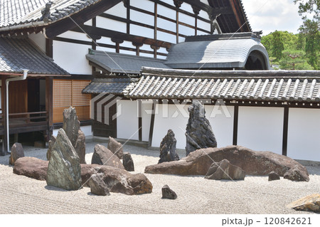 東福寺の南庭 東福寺の南庭 120842621